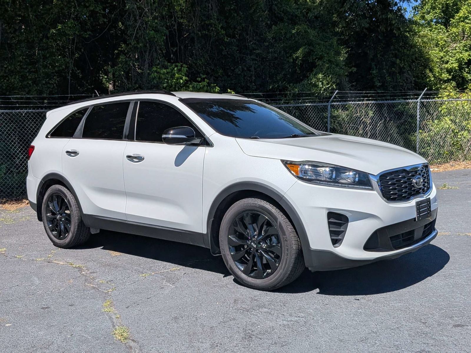 2020 Kia Sorento — side profile view