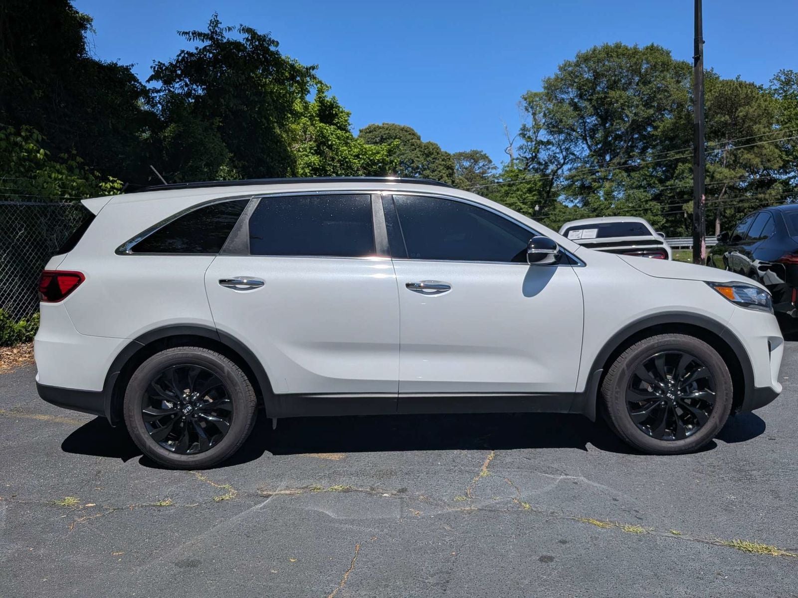 2020 Kia Sorento — rear three-quarter view