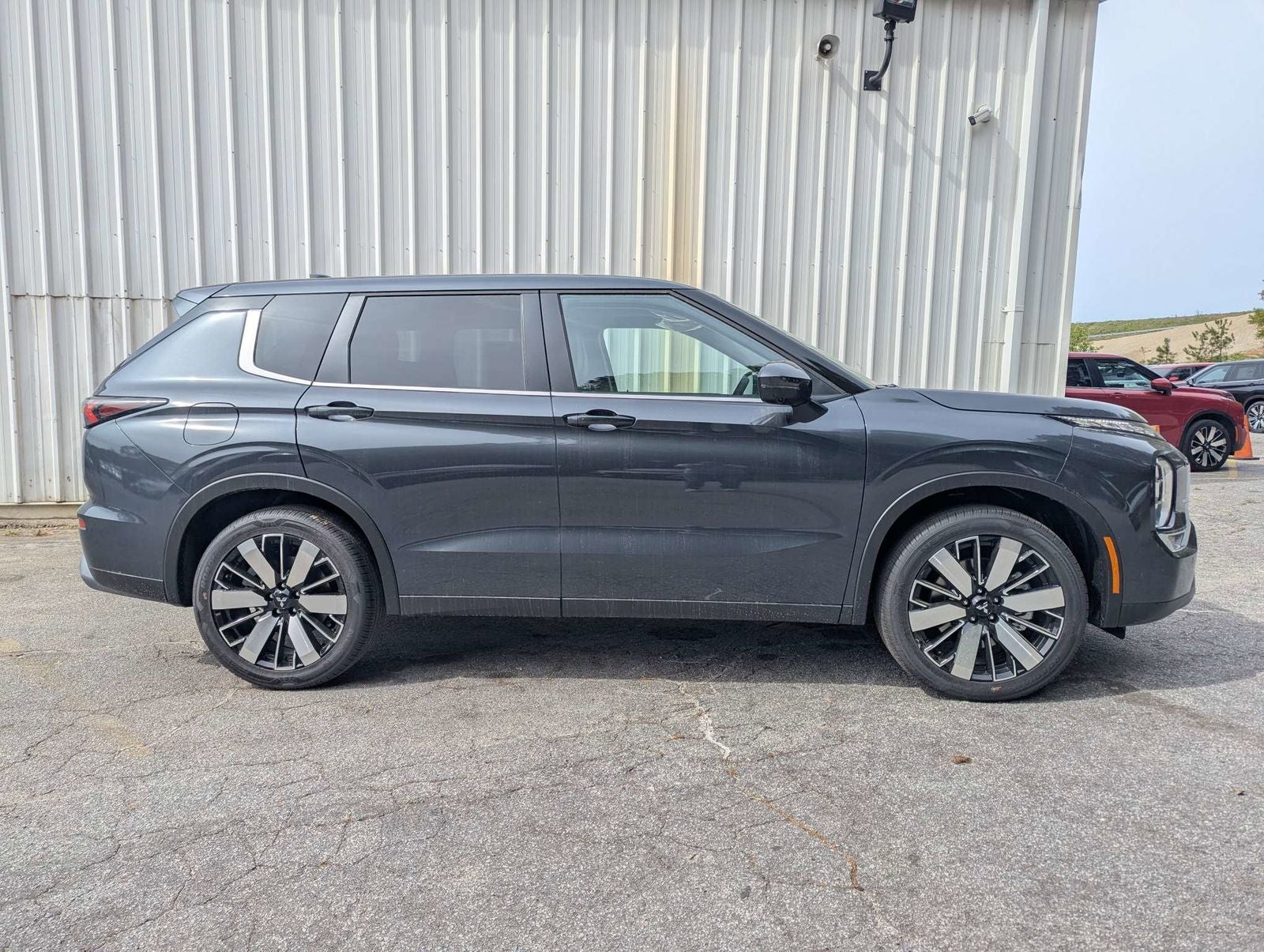 2026 Mitsubishi Outlander — rear three-quarter view