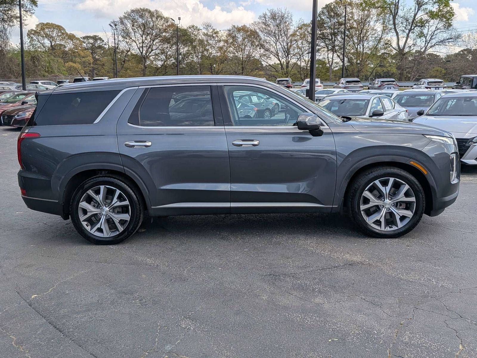 2022 Hyundai Palisade — rear three-quarter view